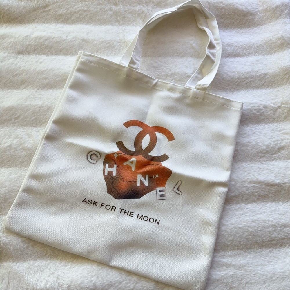 Chanel ask for the moon tote